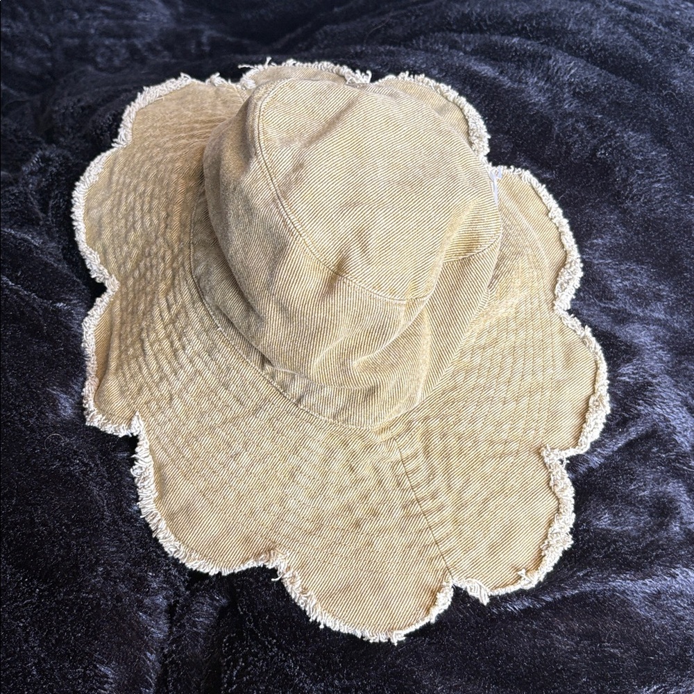 Urban Outfitters Bucket Hat